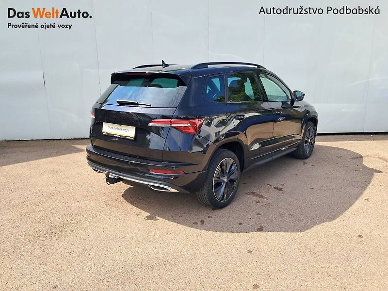 Škoda Karoq (2023) SPORTLINE 1.5 TSI / 110 kW DSG - fotka 2 z 29