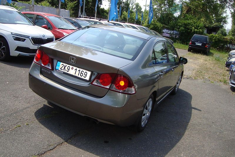 Honda Civic (2010) 1.8 i-vtec,ČR,1.Maj.Pra.servis - fotka 7 z 66