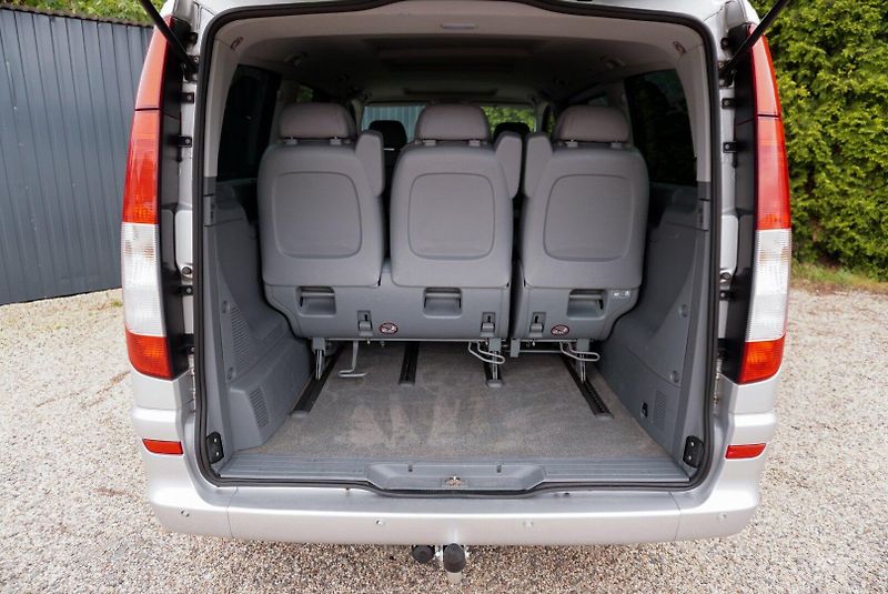 Mercedes-Benz Viano 220 cdi AMBIENTE - fotka 24 z 39