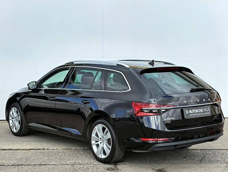 Škoda Superb 1.5 TSI DSG / 110 kW Style Plu - fotka 7 z 28