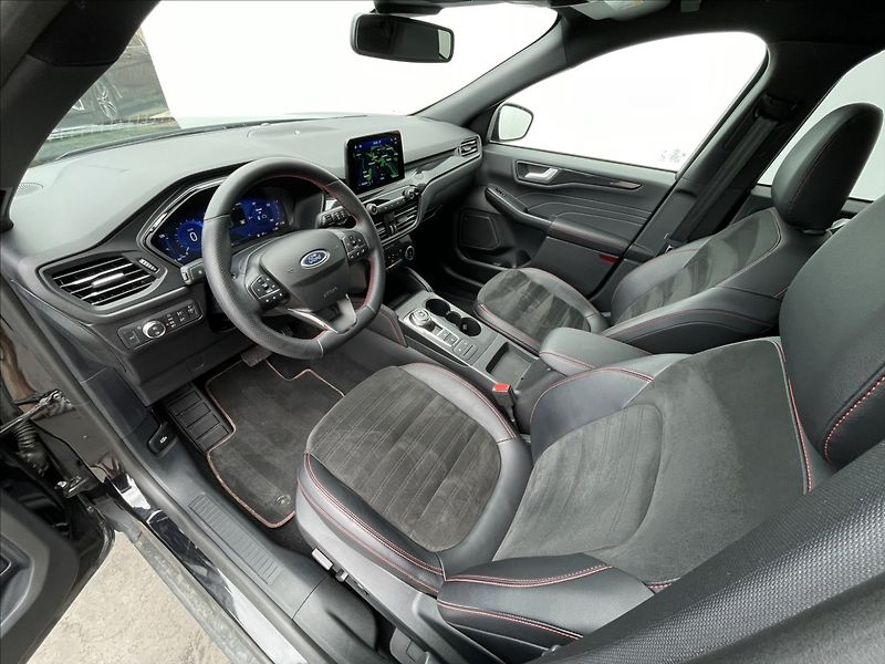 Ford Kuga 2,5 Duratec HEV CVT ST-Line X - fotka 5 z 24