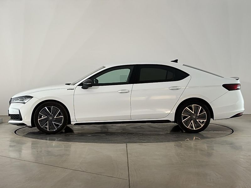 Škoda Superb Sportline 4x4 DSG - fotka 3 z 30