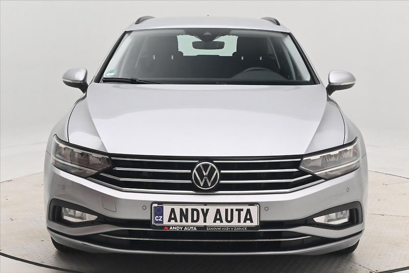 Volkswagen Passat 2,0 TDI 110 kW DSG Business Zá - fotka 2 z 31