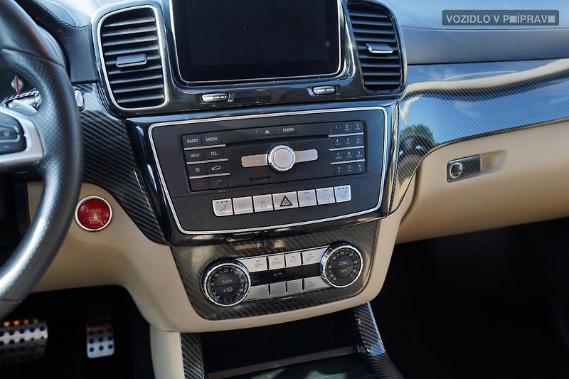Mercedes-Benz GLE GLE350 4Matic AMG/TAŽNÉ/HARMAN - fotka 12 z 12
