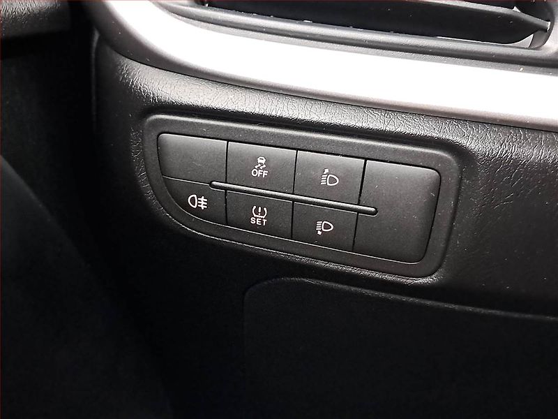 Fiat Tipo (2019) 1.6 MultiJet, Tempomat - fotka 15 z 16