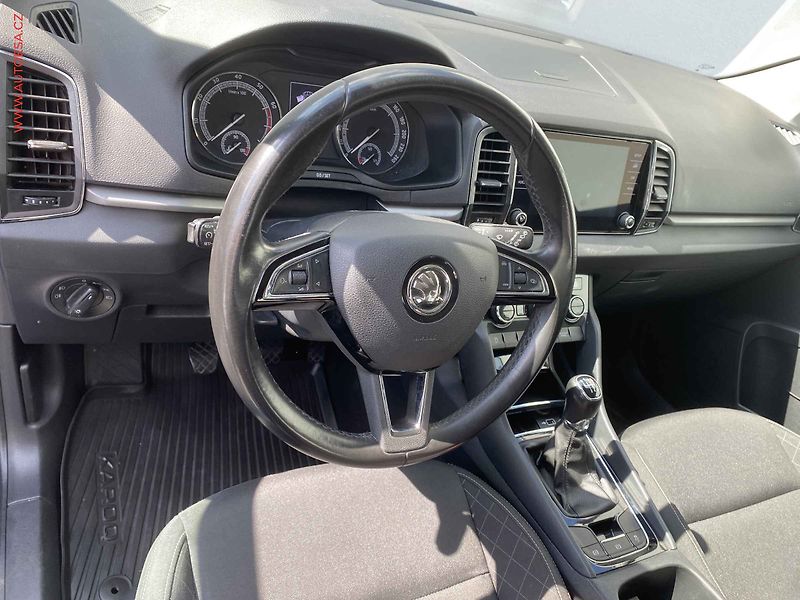 Škoda Karoq (2019) 1.0 TSi, ČR, Ambition - fotka 12 z 16