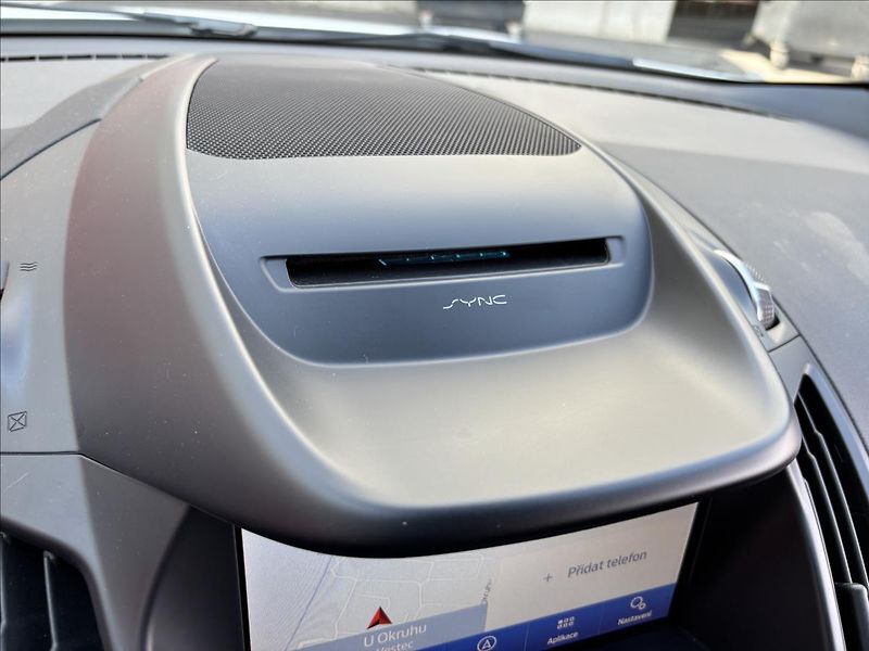 Ford Kuga 2,0 EcoBoost 170 kW ST-Line - fotka 32 z 44