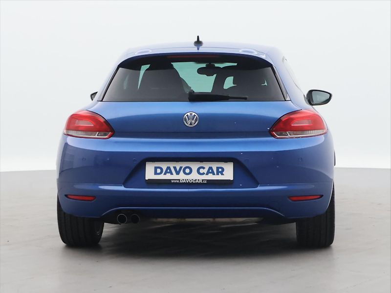 Volkswagen Scirocco 2,0 TDI 103kW Match Xenon Navi - fotka 6 z 28