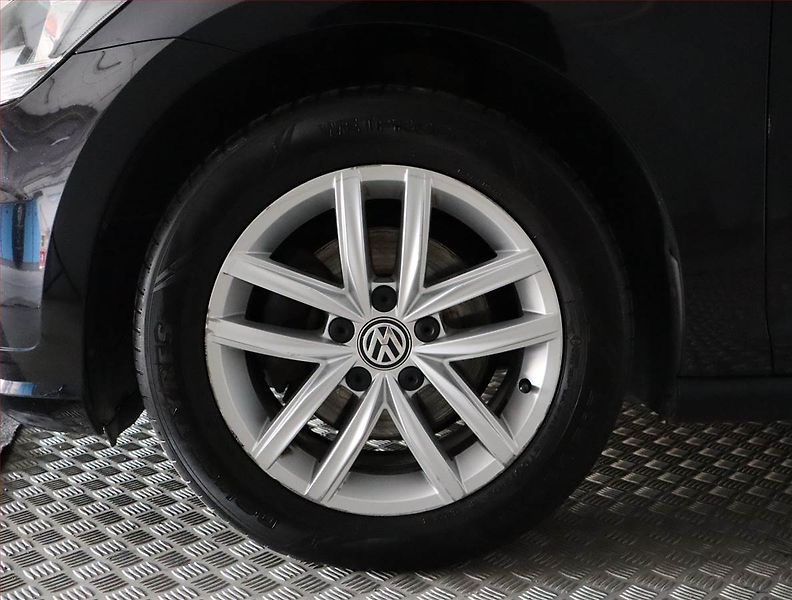 Volkswagen Golf (2017) Comfortline 2.0 TDI, Automat - fotka 15 z 24