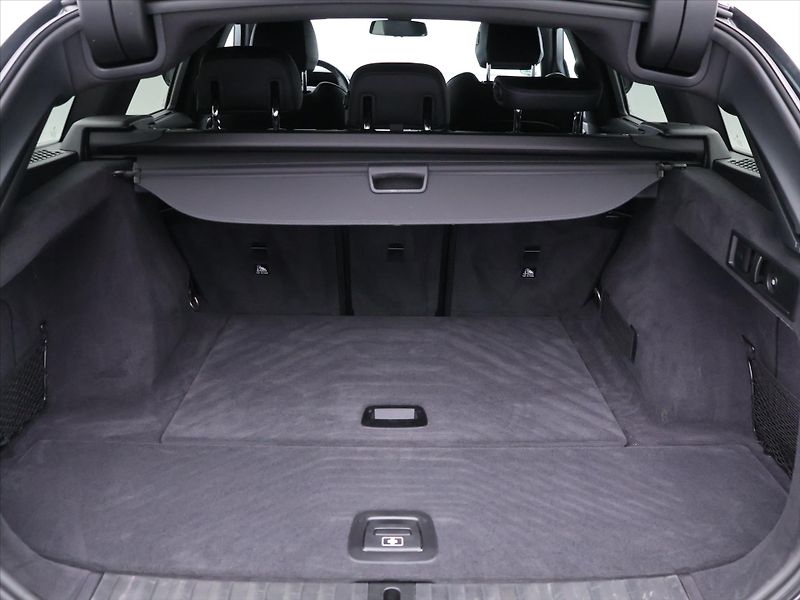 BMW Řada 3 3,0 M340d 250 kW xDrive CZ DPH - fotka 10 z 44