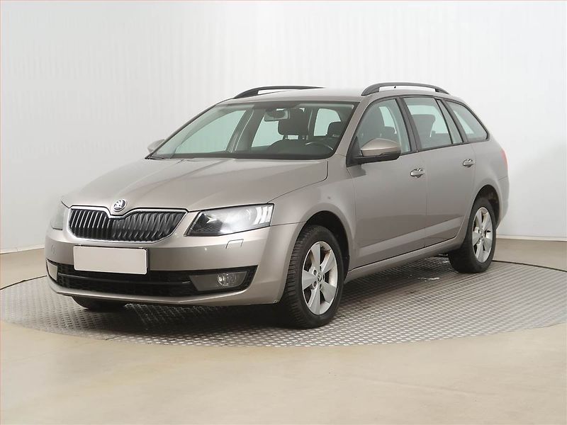 Škoda Octavia (2016) Style 2.0 TDI, 4X4, Navi - fotka 2 z 15