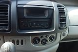 Opel Vivaro 1,9DCi 74 kW 8 míst !! - náhled 25