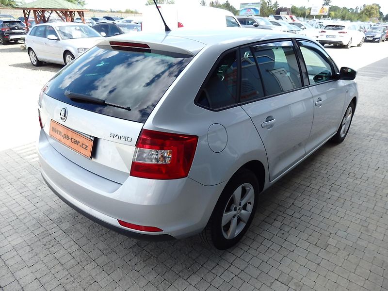 Škoda Rapid 1.2 TSI 63 kW KLIMATIZACE - fotka 4 z 14