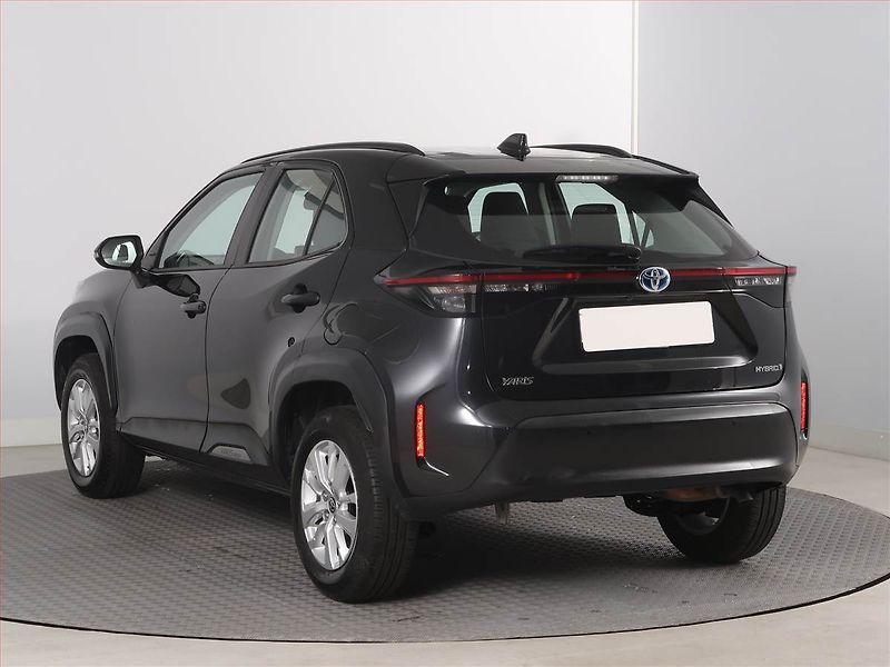 Toyota Yaris Cross (2023) Comfort Style Tech 1.5 VVT-iE - fotka 4 z 19