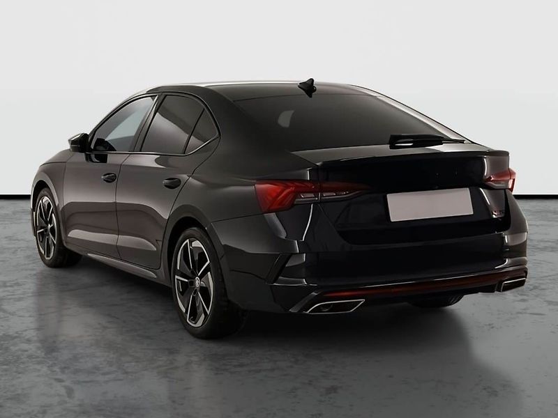 Škoda Octavia (2022) RS 2.0 TSI - fotka 4 z 24