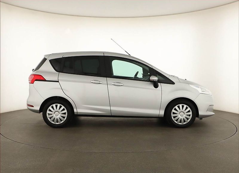 Ford B-MAX (2015) Trend 1.0 EcoBoost - fotka 6 z 12