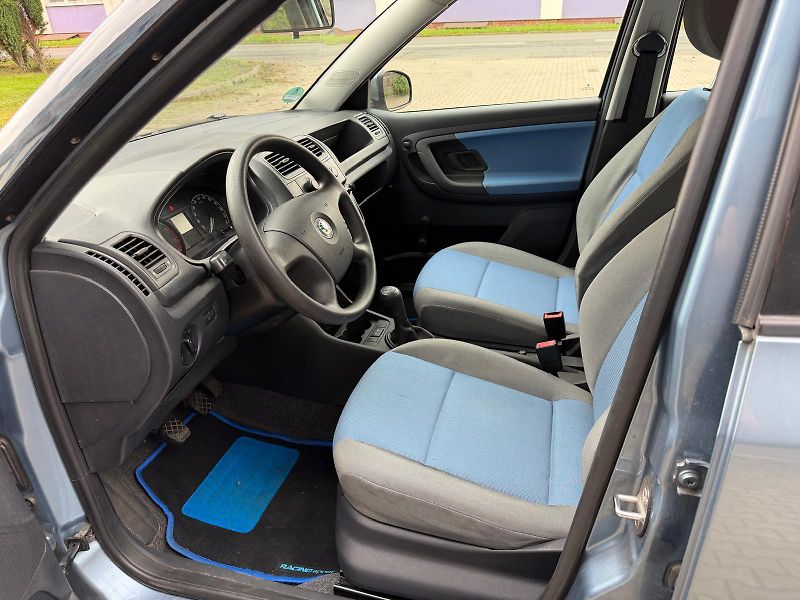 Škoda Fabia 1,2 HTP / po rozvodech /  - fotka 10 z 23