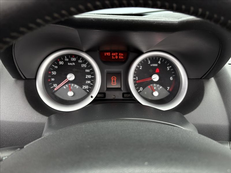 Renault Mégane 2,0 i 99 KW KABRIOLET - fotka 12 z 21