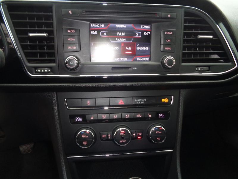 Seat Leon 1,6 TDI - fotka 8 z 13