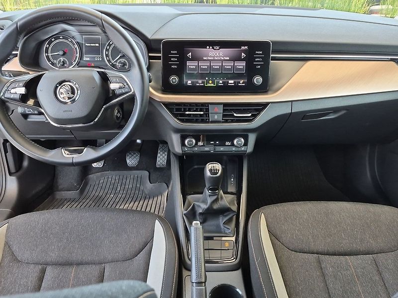 Škoda Scala Style 1,0 TSi 81 kW - fotka 9 z 26