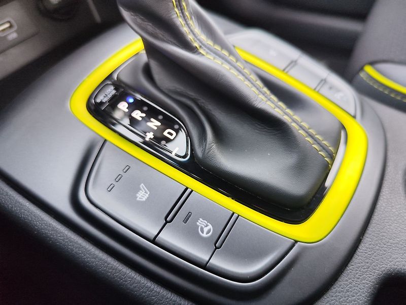 Hyundai Kona 1.6 GDI/104kW Mystic Lime DCT - fotka 22 z 33