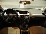 Audi A4 (2009) 2.0 TDi, 1.maj, AC, park - náhled 8