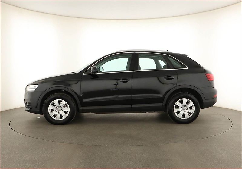 Audi Q3 (2014) Exclusive 2.0 TDI, 4X4 - fotka 3 z 14