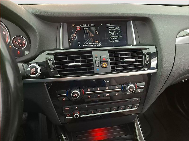 BMW X3 (2016) xDrive20d, 4X4, Automat - fotka 12 z 24