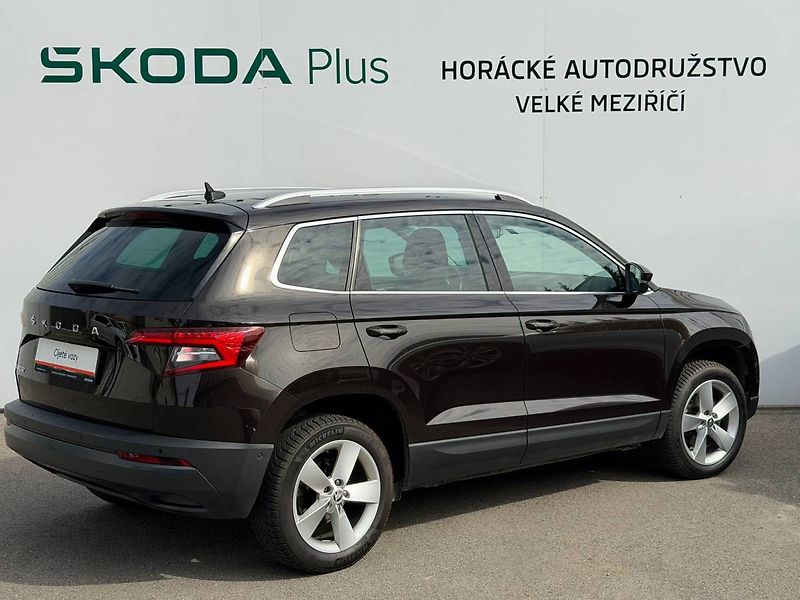 Škoda Karoq Style Plus 1,5 TSI 110kW 7° DS - fotka 2 z 38