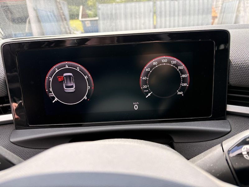 Volkswagen T-Roc (2026) - fotka 14 z 22