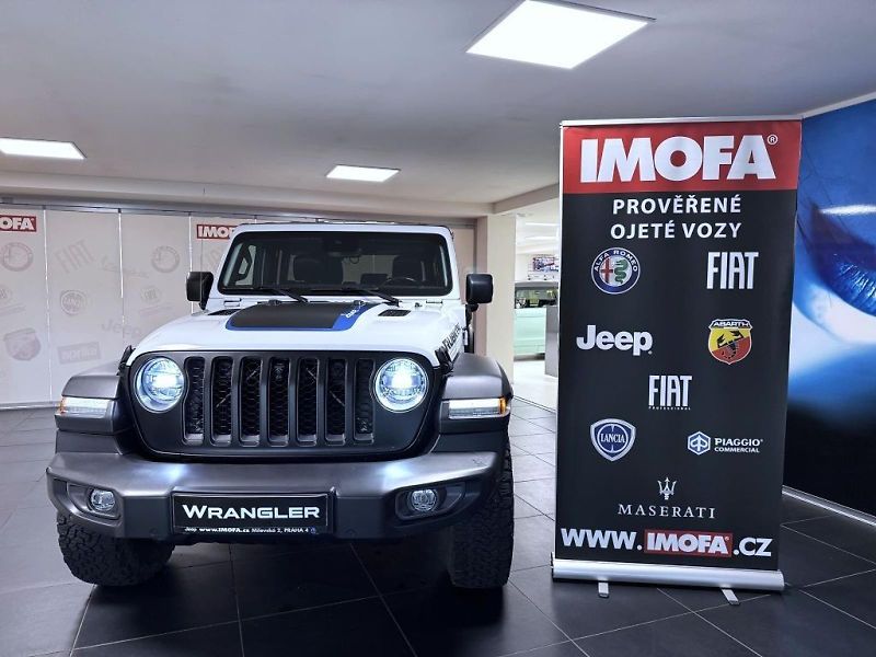 Jeep Wrangler (2022) Unlimited 2.0T 4xe PHEV AT8 Ru - fotka 2 z 22