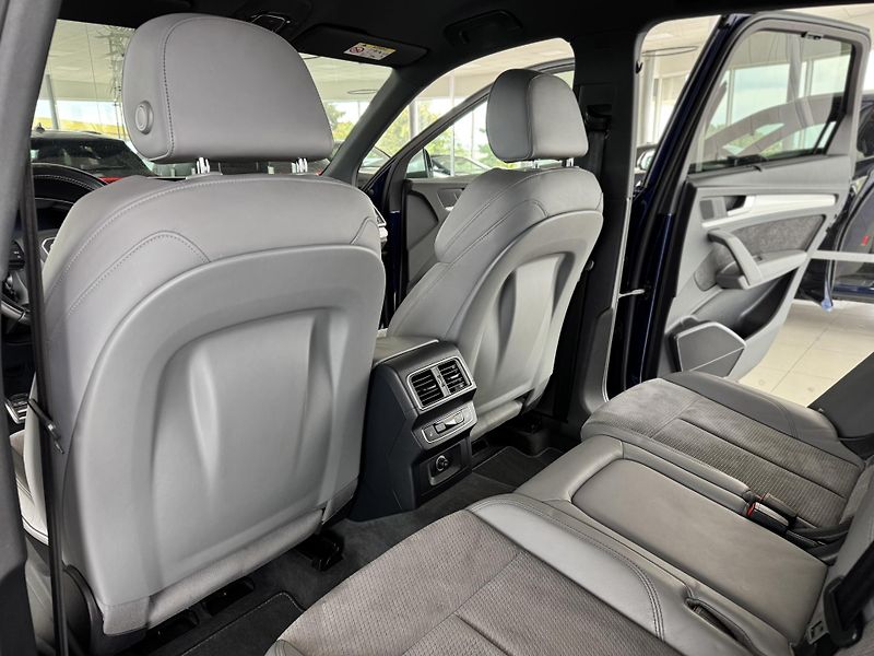 Audi SQ5 3,0TFSI Quattro*KeyLess*Tažné - fotka 17 z 41