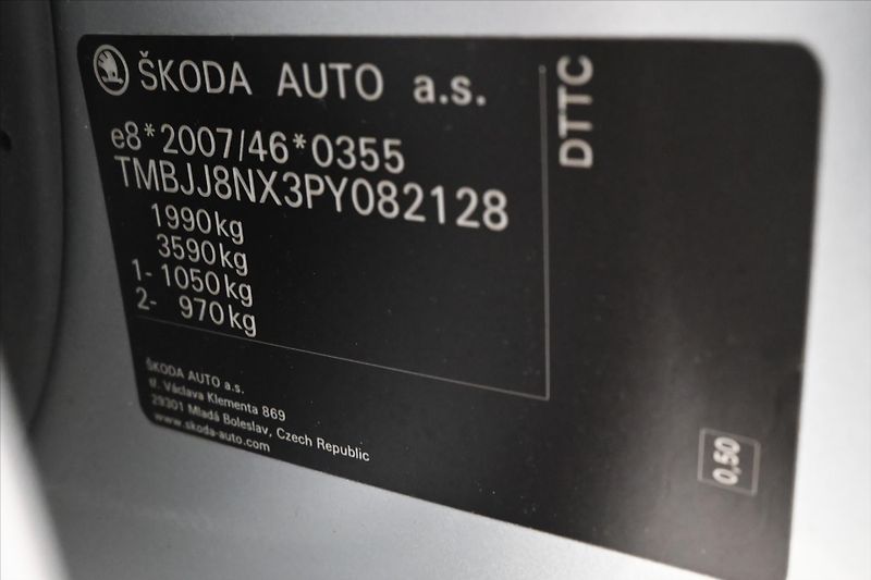Škoda Octavia 2,0 TDI 110 kW DSG Style Záruk - fotka 12 z 30