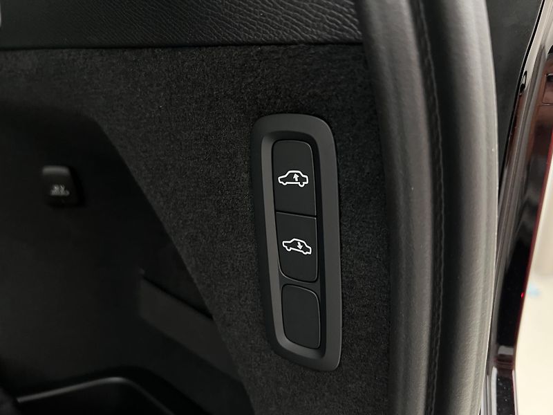 Volvo XC90 (2026) T8 AWD PLUS BRIGHT - fotka 20 z 45
