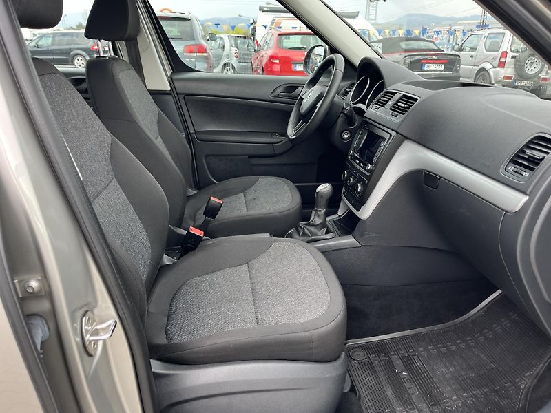Škoda Yeti (2016) 1.2 TSI-81kW - fotka 12 z 14