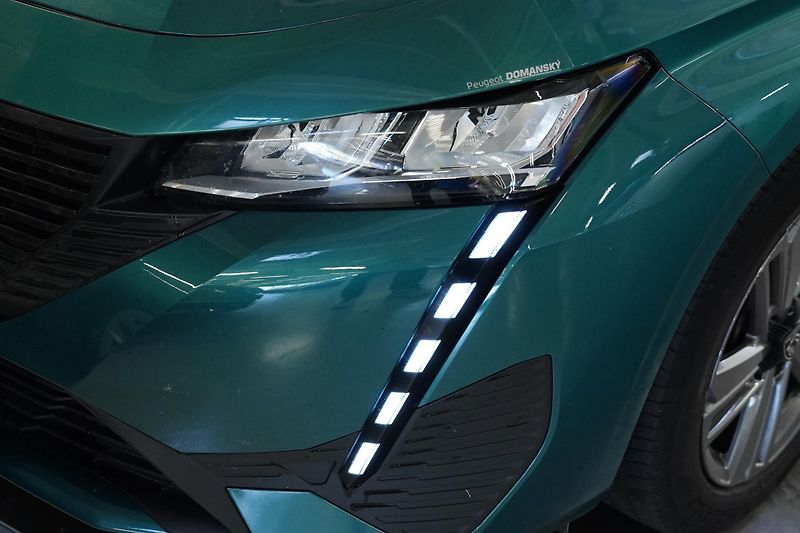 Peugeot 308 - fotka 9 z 24