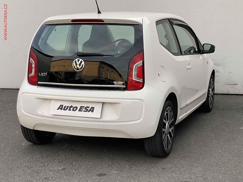 Volkswagen up! (2012) 1.0 i, AC - fotka 4 z 17