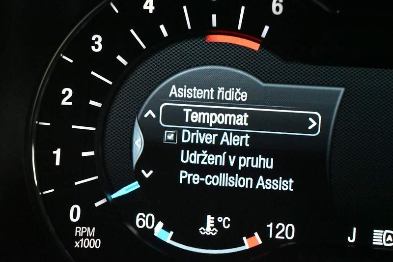 Ford Mondeo (2022) 2.0 LED ACC SONY 8AT Tažné ECO - fotka 28 z 36
