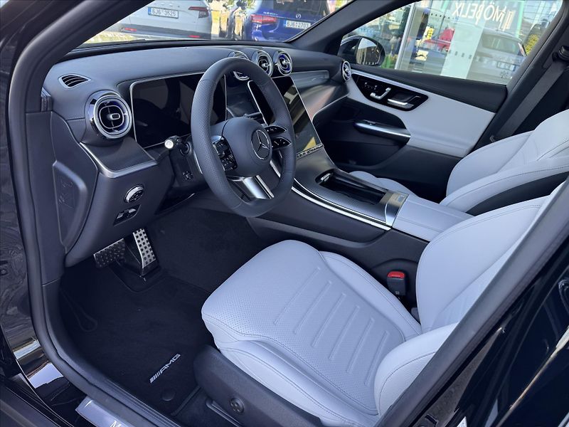 Mercedes-Benz GLC 300de 4M*AMG*NIGHT - fotka 5 z 34