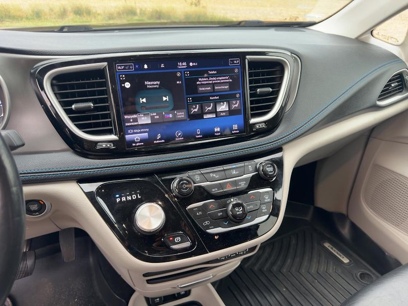 Chrysler Pacifica (2021) 3,6 Pentastar Radar NEW 2021 - fotka 15 z 18