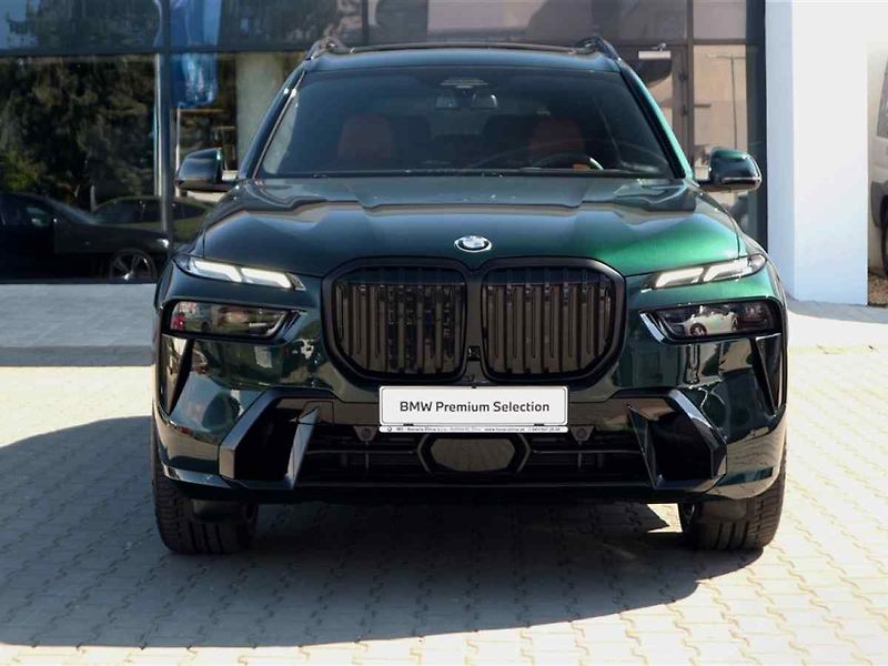 BMW X7 - fotka 2 z 10