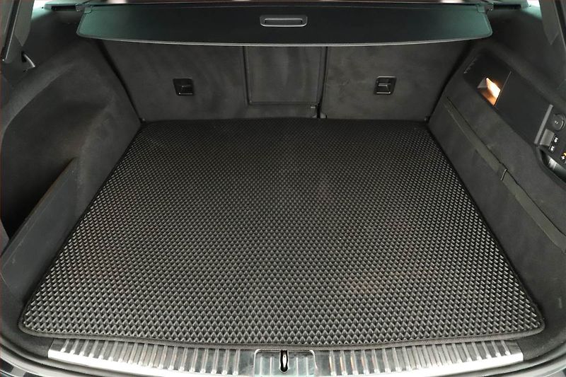 Volkswagen Touareg (2015) 3.0 TDI, 4X4, Automat, Kůže - fotka 18 z 19