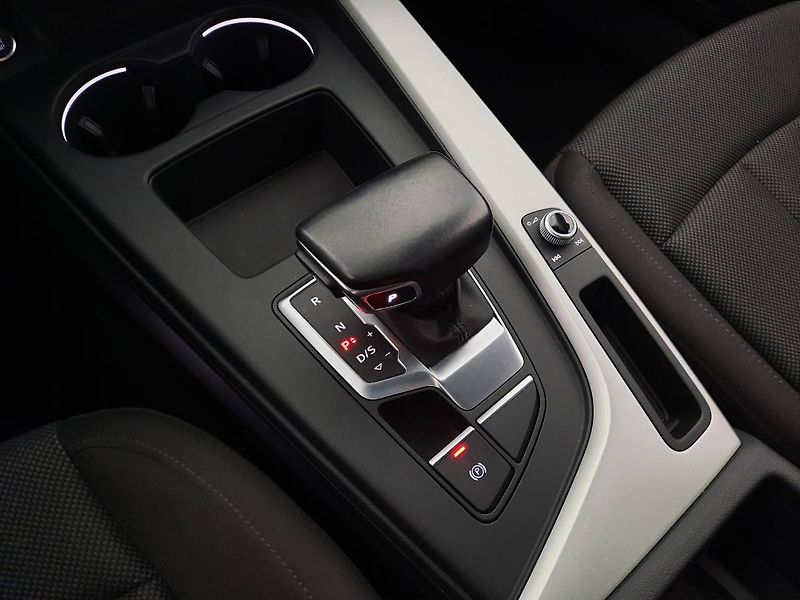 Audi A4 (2022) Avant 50 TDI quattro (210kW/28 - fotka 15 z 23