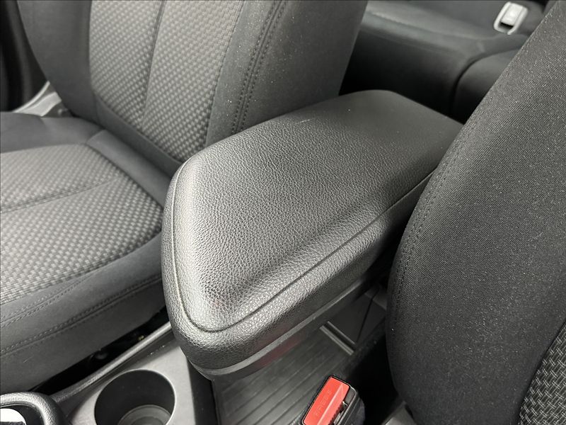 BMW Řada 2 1,5 218i LONG ROZVODY VÝHŘEV - fotka 30 z 43