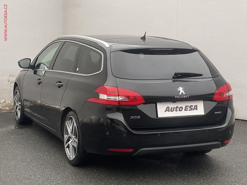 Peugeot 308 (2016) 2.0 HDi, Allure, AT - fotka 6 z 18