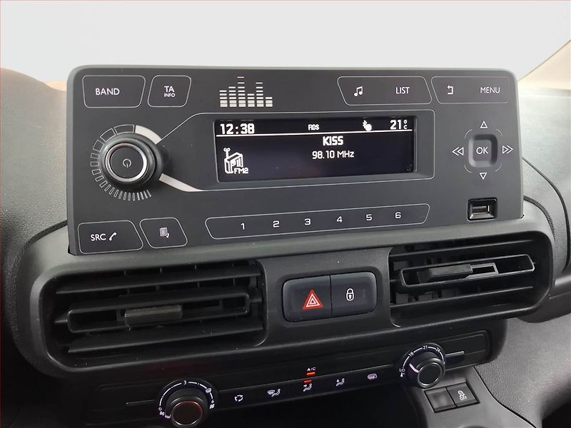 Citroën Berlingo (2020) Maxi 1.5 BlueHDi, 3Místa, ČR - fotka 12 z 15