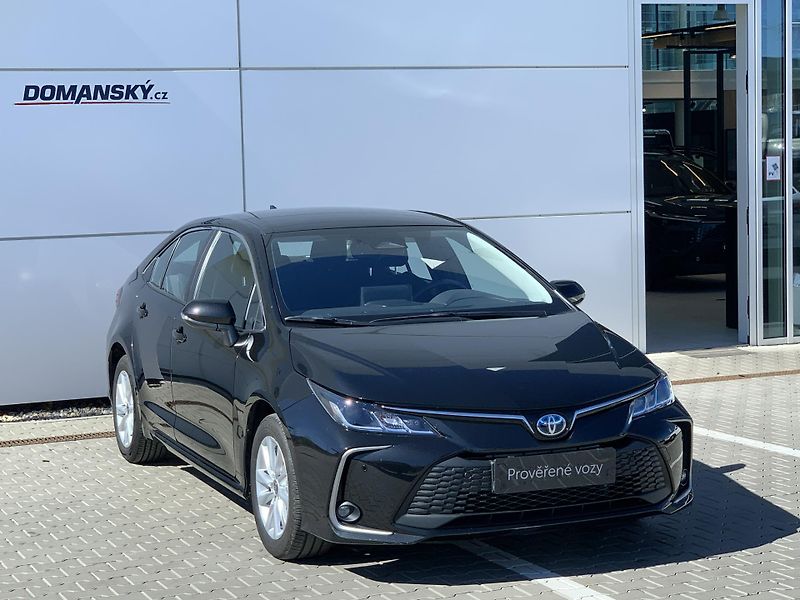 Toyota Corolla COMFORT TECH 1,8 HEV 103kW CVT - fotka 9 z 24