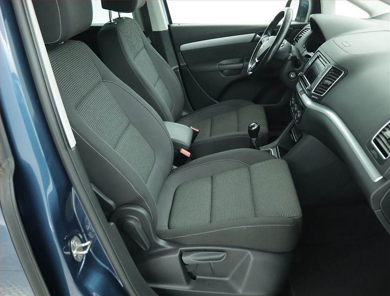 Volkswagen Sharan (2016) 1.4 TSI, 7 míst, Serv.kniha - fotka 9 z 18
