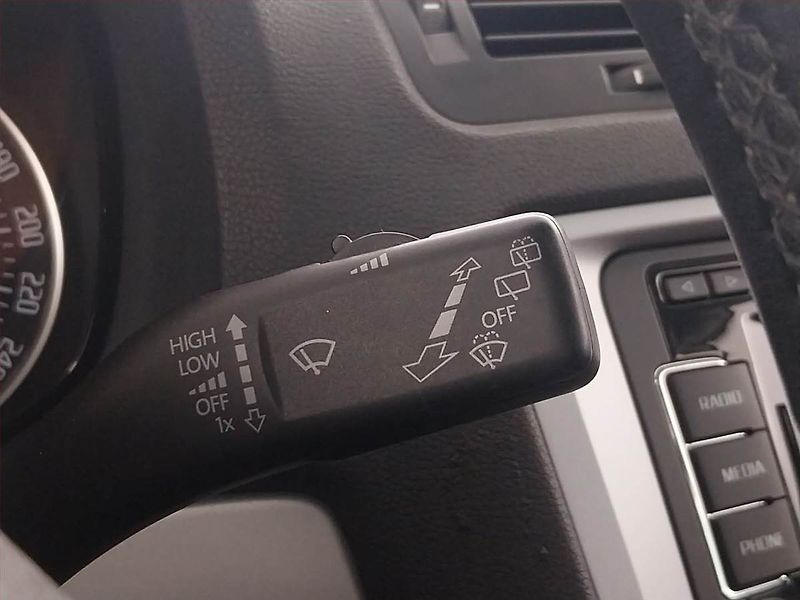 Škoda Octavia (2010) 1.6 TDI, Tempomat - fotka 21 z 22