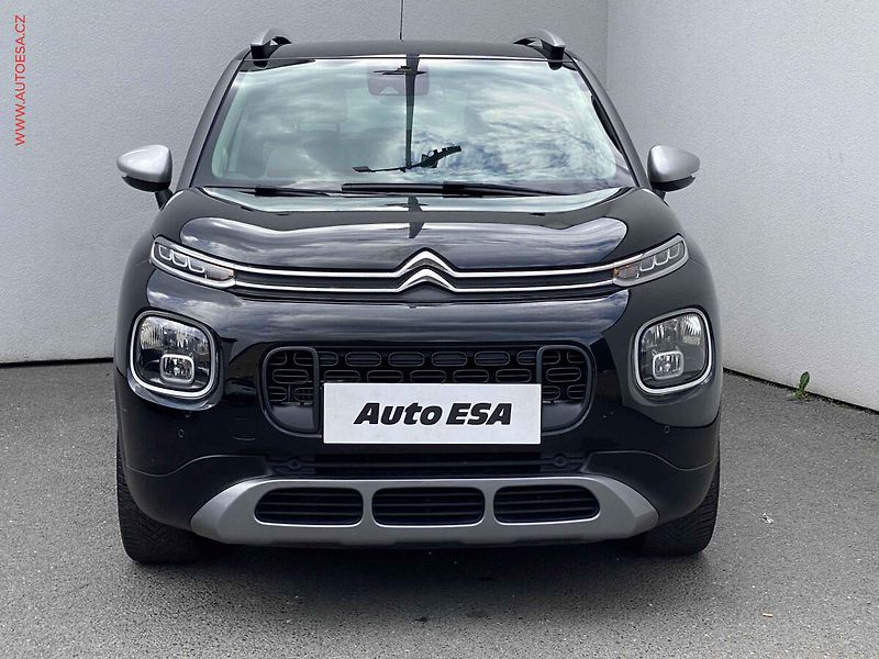 Citroën C3 Aircross (2018) 1.2PT, Shine, navi, kamera - fotka 2 z 21